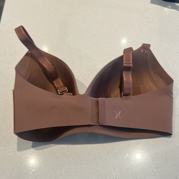 Knix Wing Woman Wireless Contour Bra Size 36DD - Picture 4 of 10